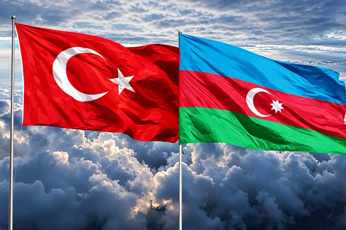 DMM’den "Azerbaycan’da Türk Bayrağı İndirildi" İddialarına Yalanlama: "Dostluk Bağları Hedef Alınıyor"