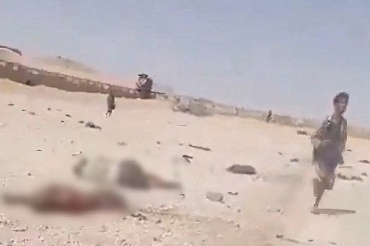 Husilerden Yemen'de askeri kampa saldırı. Ölü sayısı 58’e yükseldi