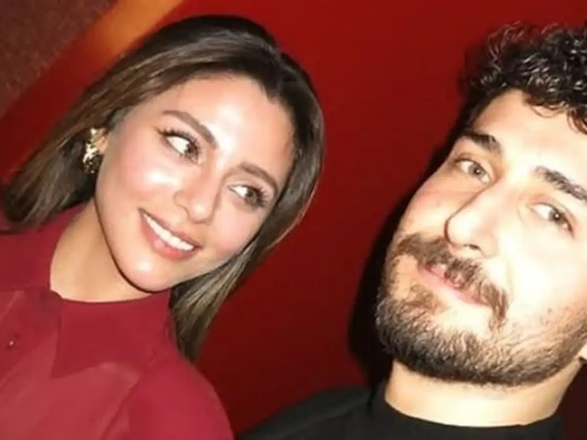 Nişanlanan Sıla Türkoğlu ile Ata Ayyıldız'dan Tatil Kareleri