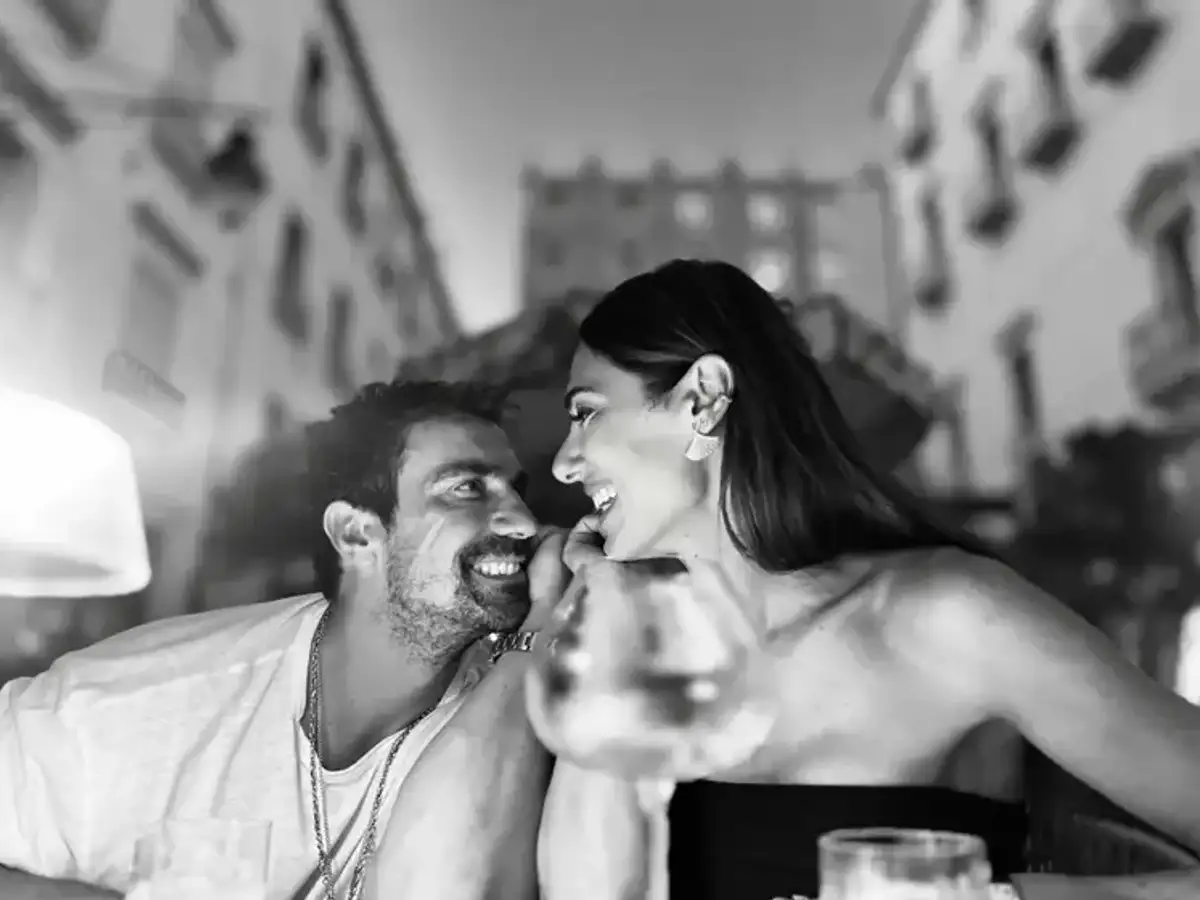 İbrahim Çelikkol ve Natali Yarcan Çiftinden Romantik Yıldönümü Kutlaması