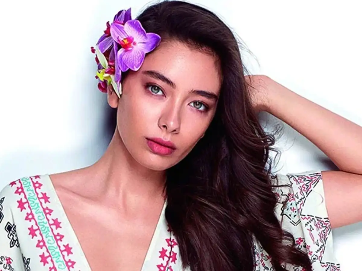Neslihan Atagül'lü "Kaderin Cilvesi" Dizisine Kanal Aranıyor