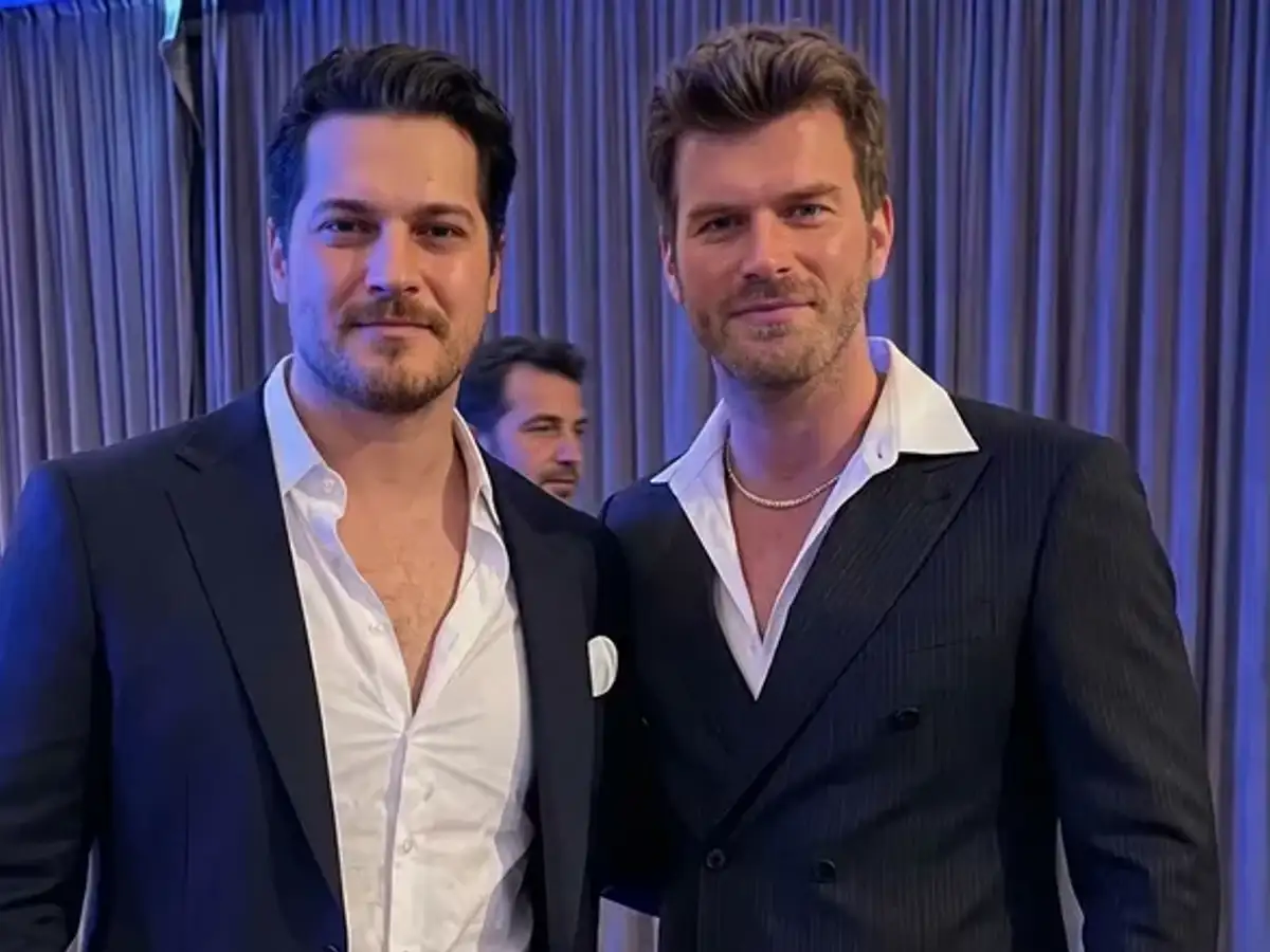 Kıvanç Tatlıtuğ ve Çağatay Ulusoy Yıllar Sonra Bir Davette Yan Yana Geldi