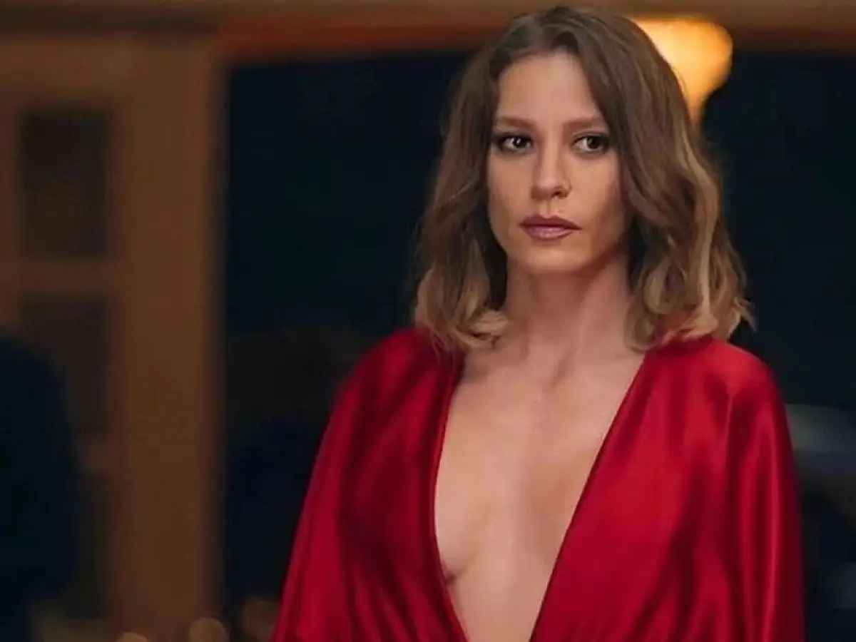 Serenay Sarıkaya'ya Gittiği Restoranda İlginç Not