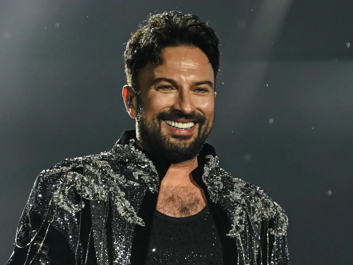 Megastar Tarkan Konser Öncesi İmaj Tazeledi! Yeni Tarzına Beğeni Yağdı