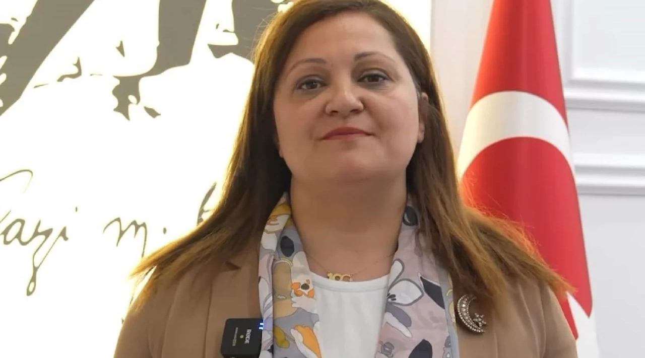 AKP'li Turgay Şahin, CHP'li Afyonkarahisar Belediye Başkanı Burcu Köksal'ı Hedef Aldı