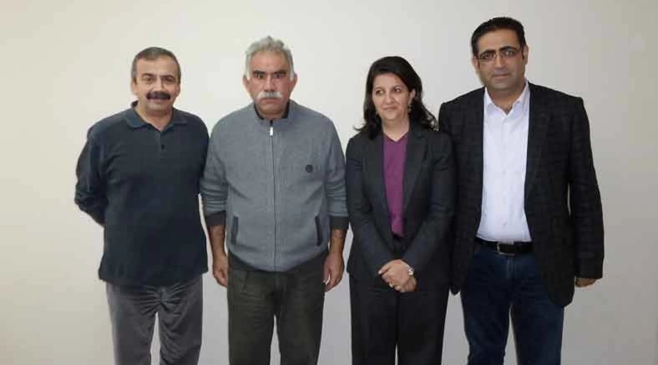 DEM Parti Heyeti İmralı'da: Öcalan'la İlk Temas!