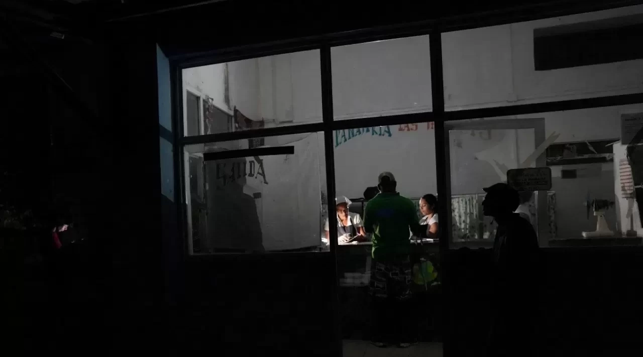 Küba’da Elektrik Krizi Derinleşiyor: Türk Yüzer Santralleri Destek Veriyor