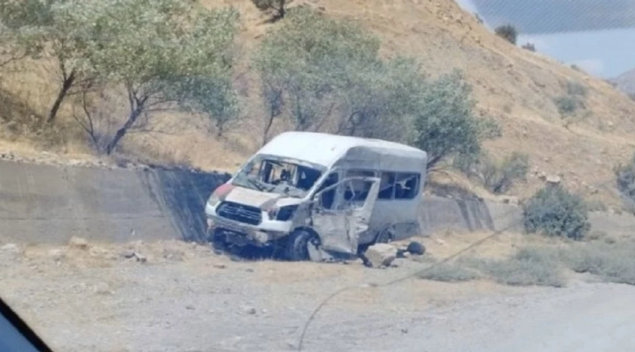 Şırnak Silopi’de Servis Aracına Saldırı! Ölü ve Yaralılar Var!