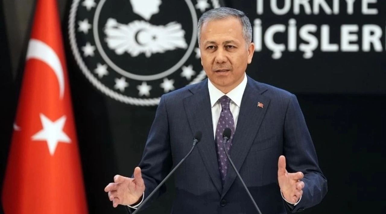 Bakan Yerlikaya'dan Bolu'daki Otel Yangınıyla İlgili Açıklama