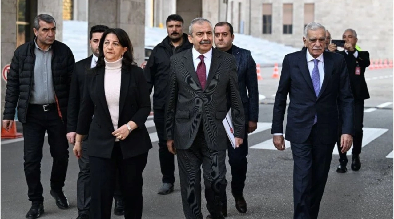 DEM Parti İmralı Heyetinden Selahattin Demirtaş'a Ziyaret