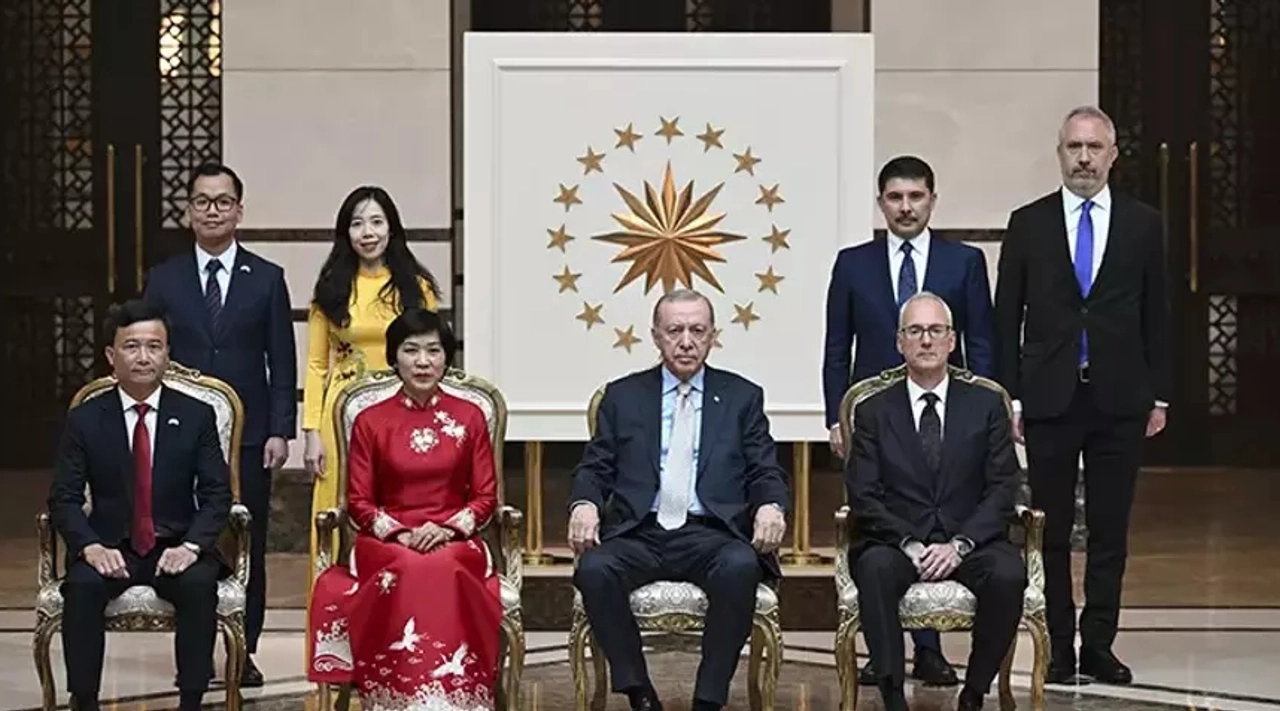Cumhurbaşkanı Erdoğan, Beş Ülkenin Yeni Büyükelçilerini Kabul Etti