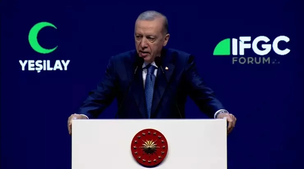 Cumhurbaşkanı Erdoğan, Yeşilay Forumu'nda Önemli Açıklamalarda Bulundu