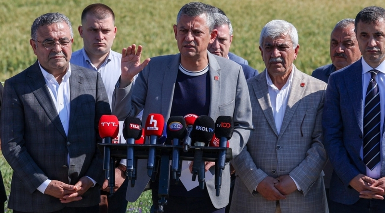 CHP Bayramlaşmalara Katılmadı: Bu Hareket Eleştiri Topladı