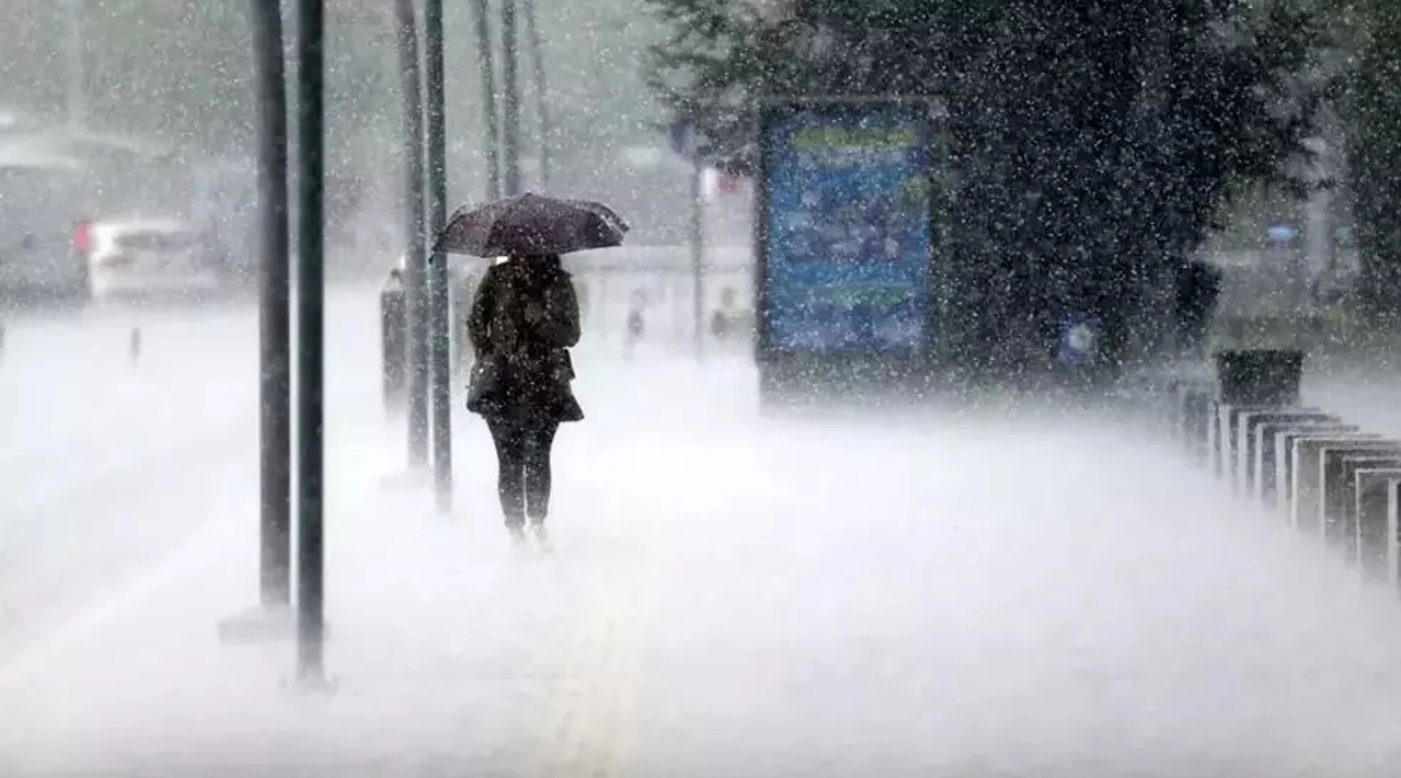 Meteoroloji'den 22 İl için Sağanak Uyarısı