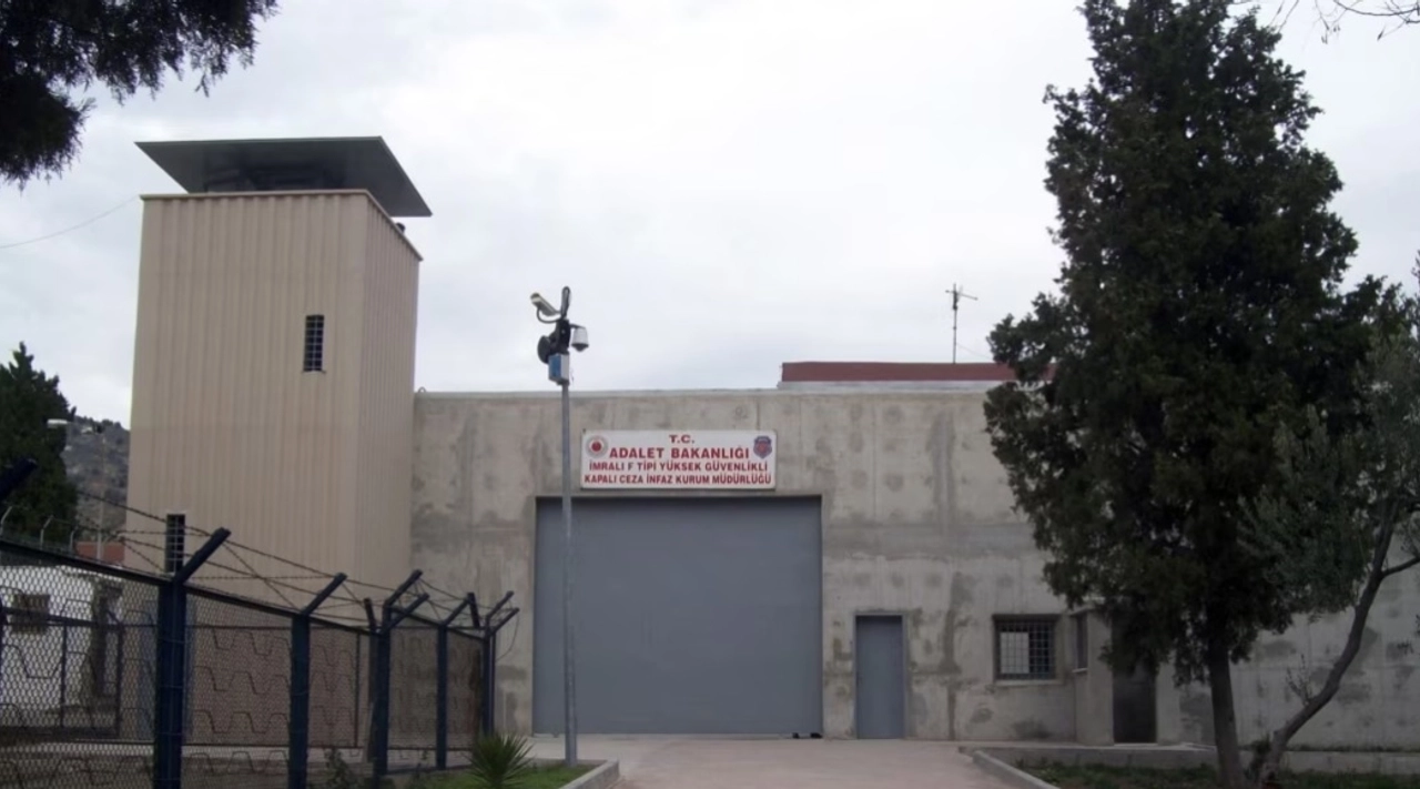 DEM Parti Heyeti İmralı Adası'na Gidiyor
