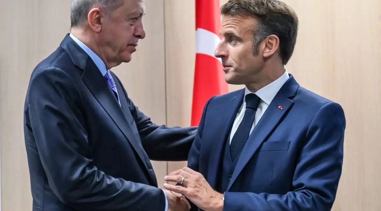 Cumhurbaşkanı Erdoğan ve Fransa Cumhurbaşkanı Macron, Gazze'deki Krizi Görüştü