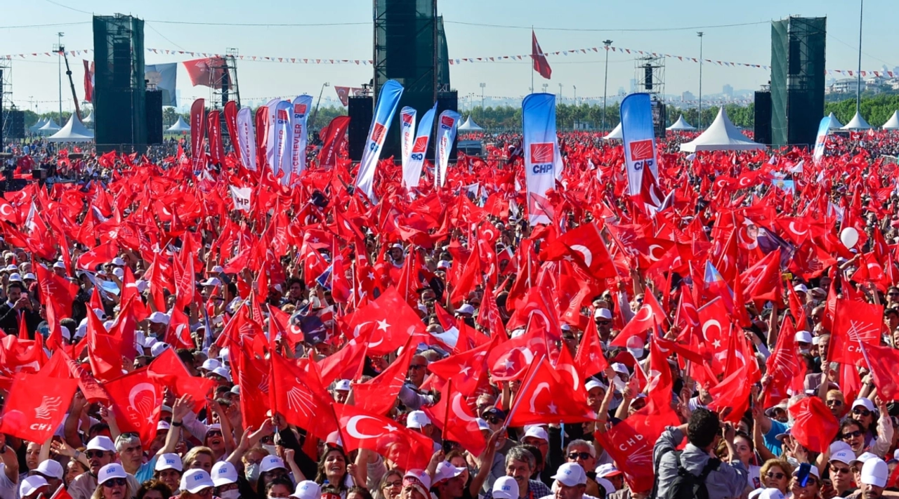Özgür Özel: "Aklıevvel Birileri Diyor ki Komisyonda Olmayın"