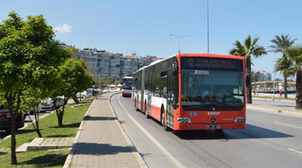 İzmir'de Toplu Taşımaya Zam