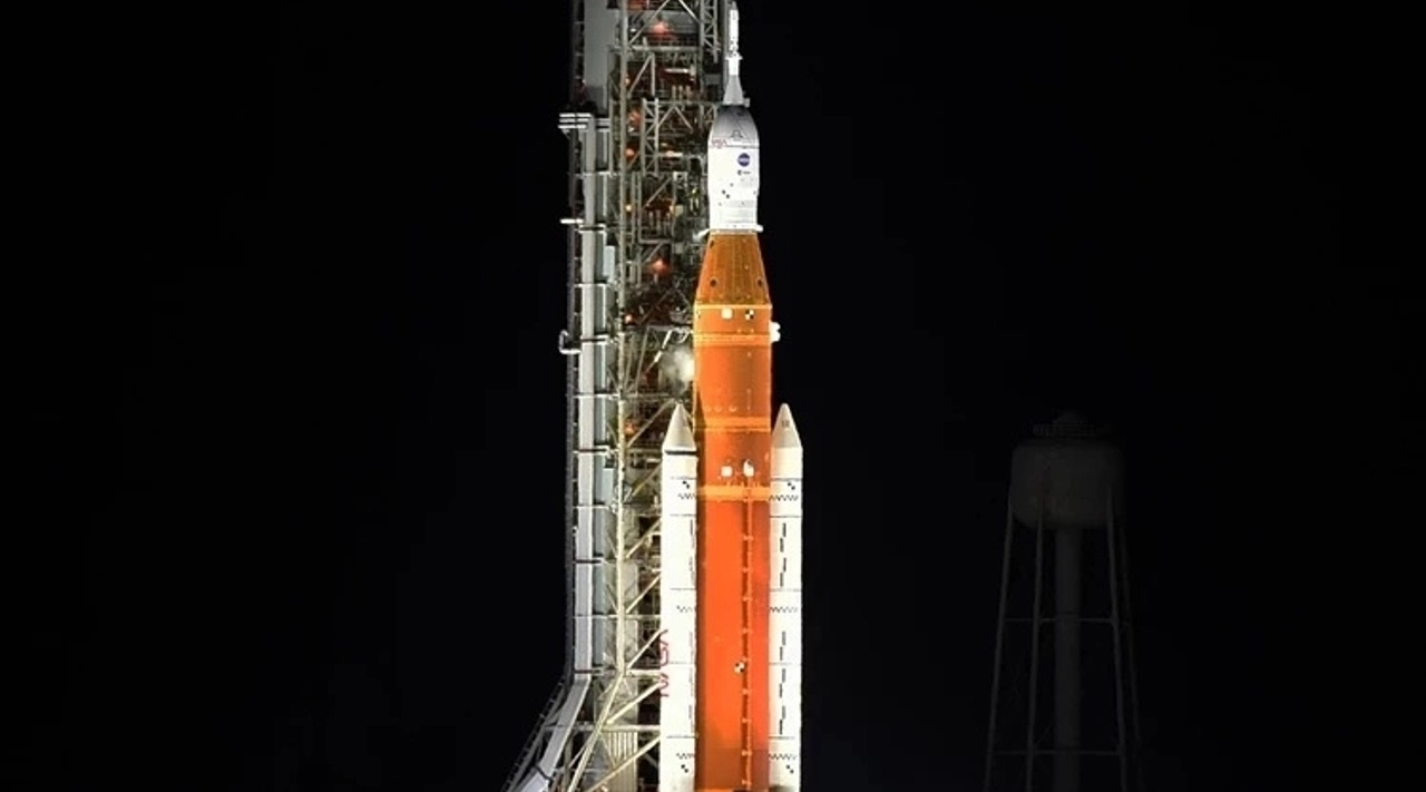 NASA'nın Ay Yolculuğu Yine Ertelendi