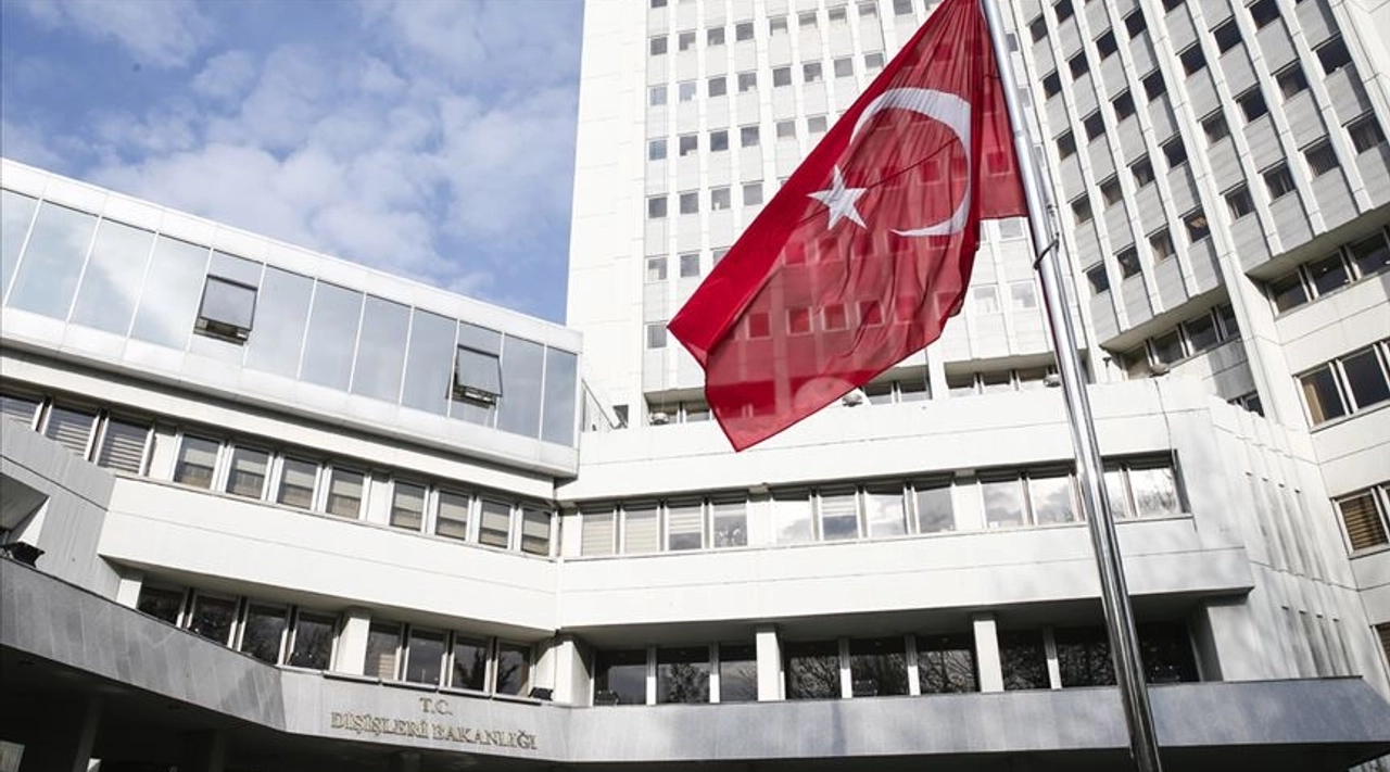 Dışişleri Bakanlığı'ndan Orta Doğu'daki Türk Vatandaşlara Ulaşım ve Tahliye Rehberi