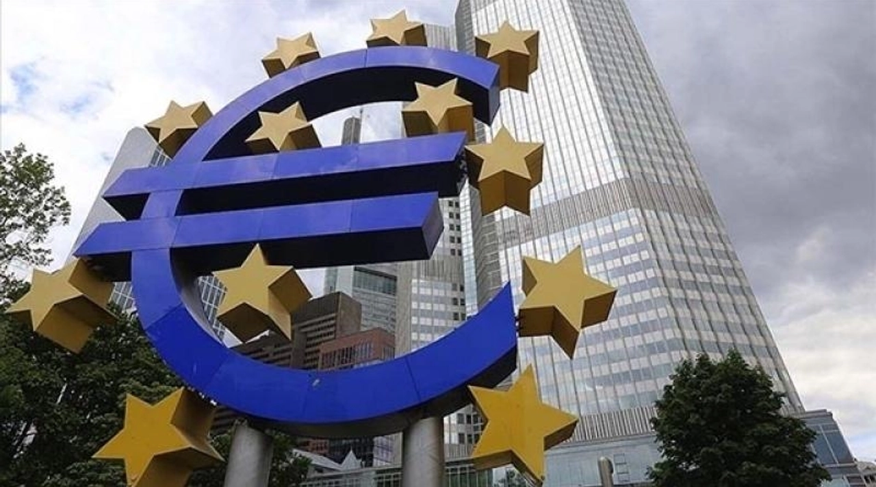 Merkez Bankaları Yeniden Sıkılaşma Yolunda