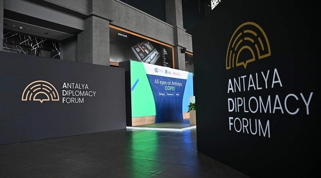Antalya Diplomasi Forumu Bugün Sona Eriyor