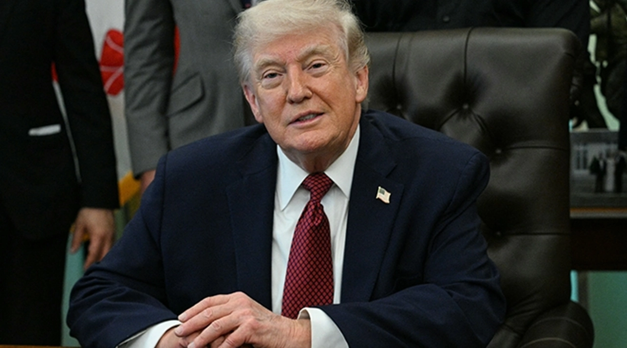 Trump'tan Çarpıcı İran İddiası: "Çöküş Halindeyiz Dediler"