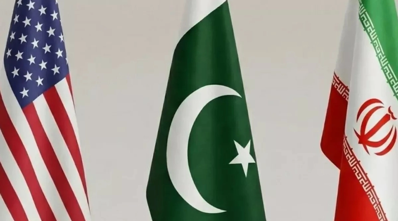 Pakistan'da ABD-İran Savaşını Bitirmek İçin Diplomasi Trafiği Yürütülüyor