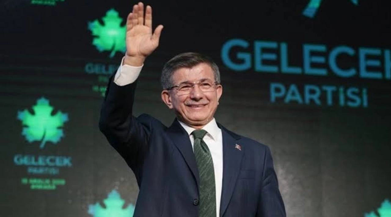 Ahmet Davutoğlu'ndan Siyaseti Bırakma Kararı!
