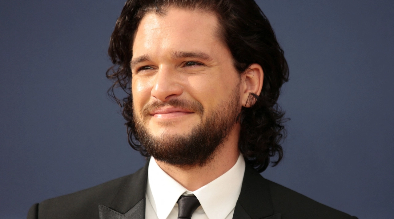 Kit Harington Harry Potter dizisinde Gilderoy Lockhart rolünde