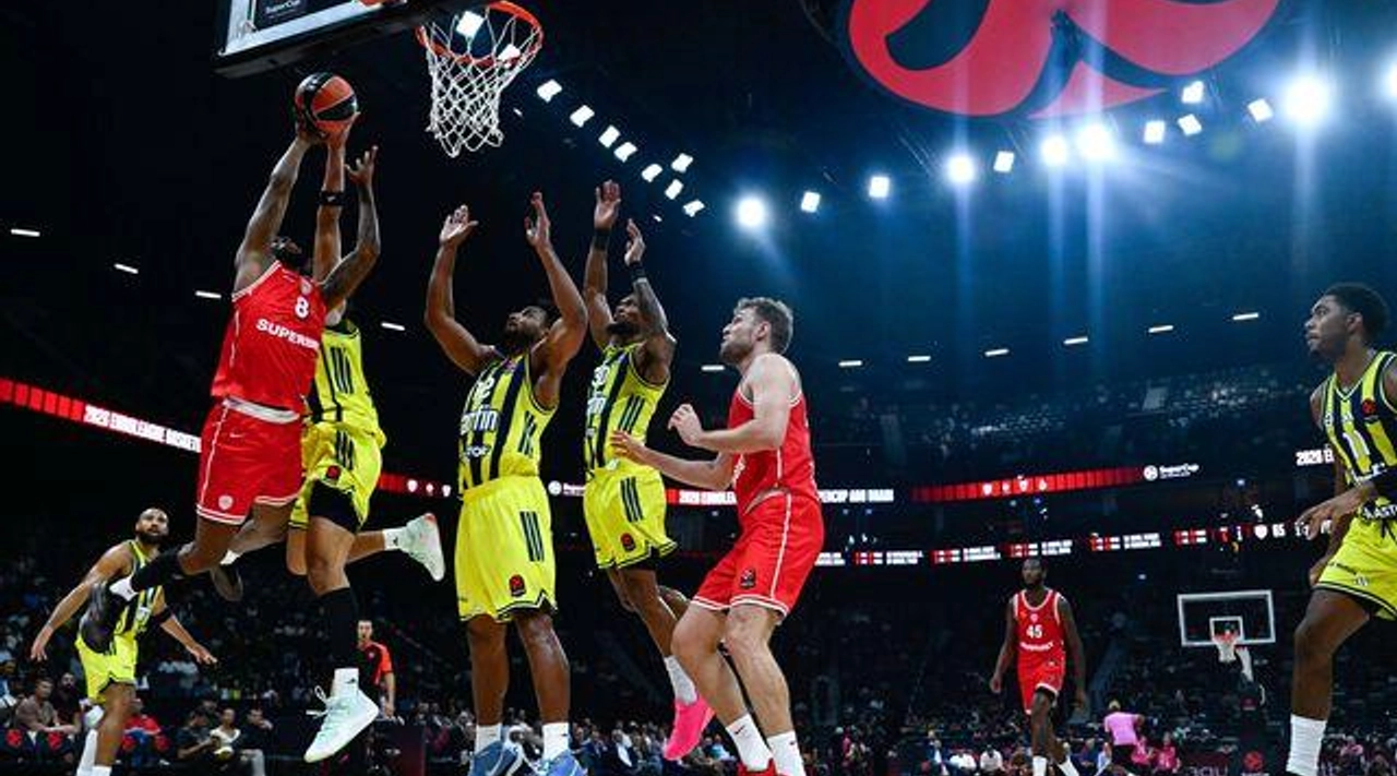 Fenerbahçe EuroLeague'de Olympiakos Deplasmanında