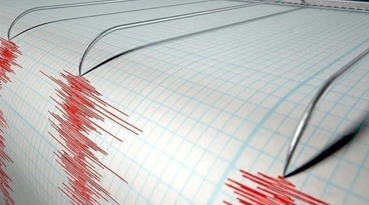 İtalya'nın Sicilya kıyısında 5.6 büyüklüğünde deprem meydana geldi