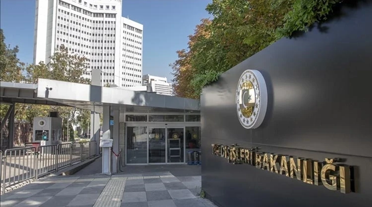 Türkiye'den Yunanistan'a 'Tayinli Müftü' Tepkisi: "Lozan ve Azınlık İradesi Hiçe Sayılıyor"
