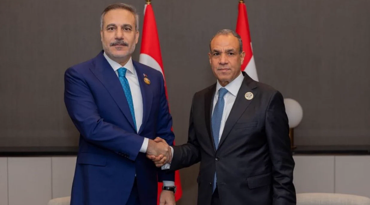 Dışişleri Bakanı Fidan, Mısırlı Mevkidaşı Abdülati ile İstanbul'da Bir Araya Geldi