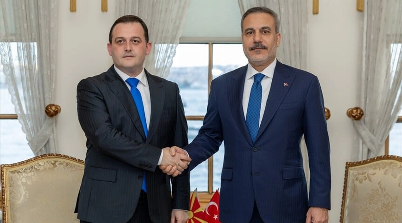 Hakan Fidan, İstanbul’da Kuzey Makedonya ve Yemenli Bakanlarla Görüştü
