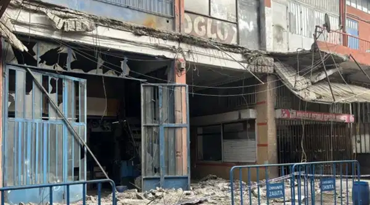 Ümraniye’de Sanayi Sitesinde Balkon Çöktü: 3 İşçi Yaralı