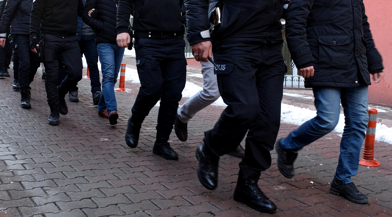 Bakırköy Belediyesi'ne operasyon: 68 şüpheli için gözaltı kararı