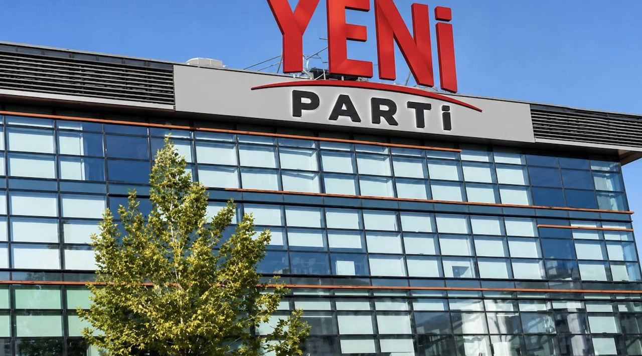 İstanbul'da 4 Belediye Başkanı YENİ Parti'ye Geçti