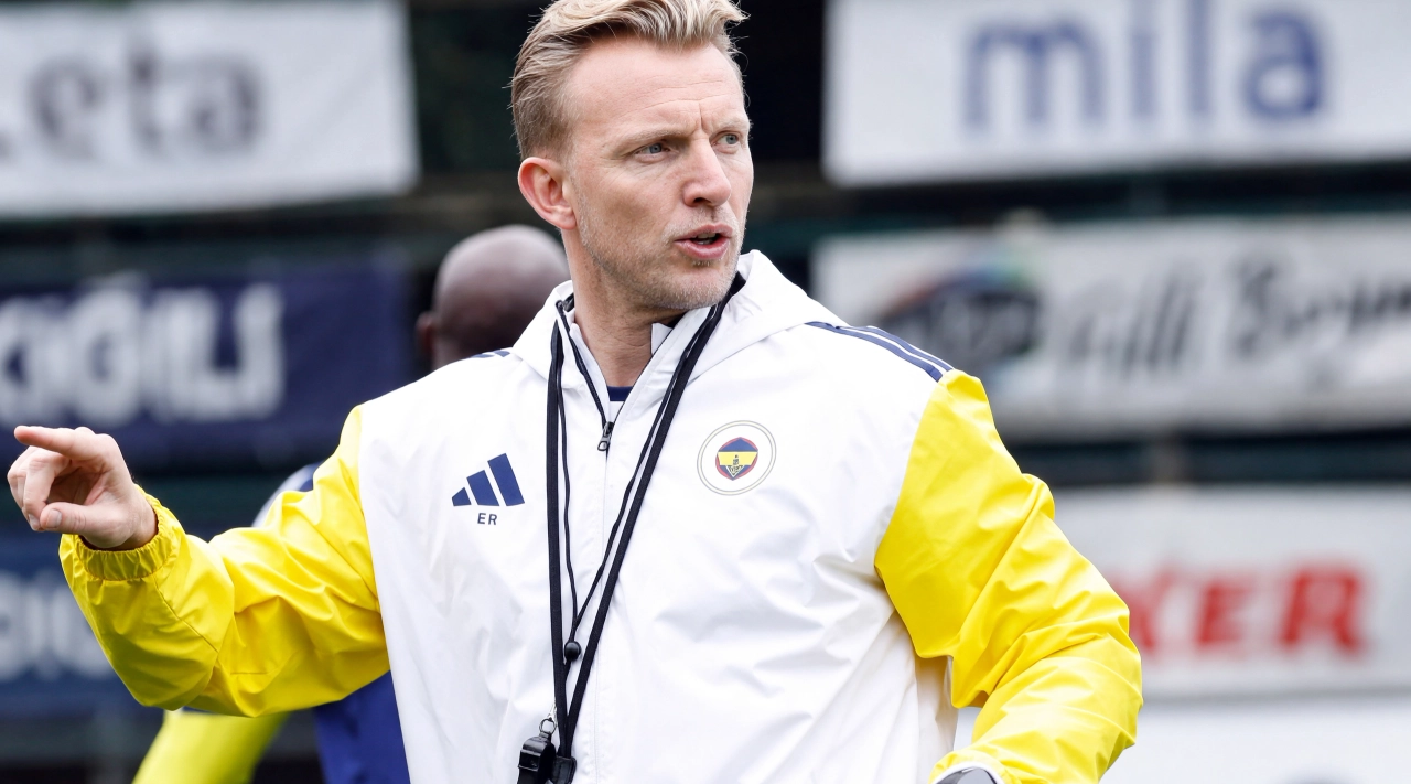 Fenerbahçe’de Dirk Kuyt İlk Antrenmana Çıktı