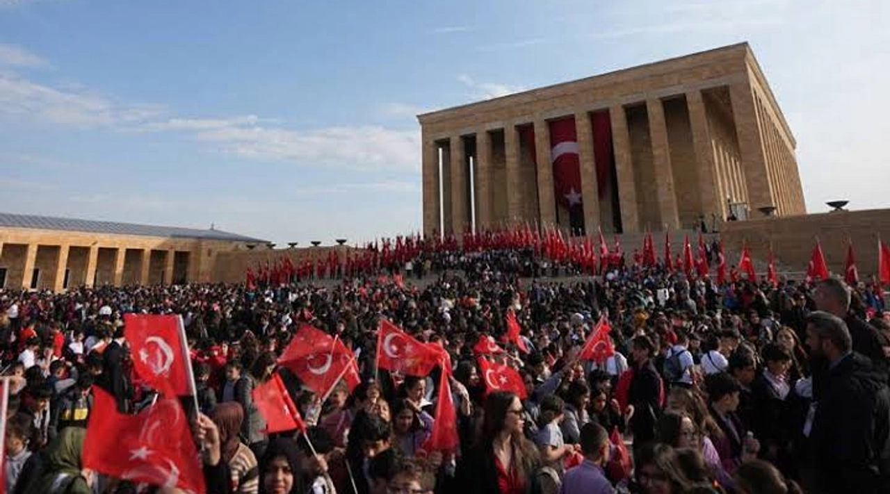 Cumhuriyetin 103. Yılında Siyasilerden 29 Ekim Mesajları