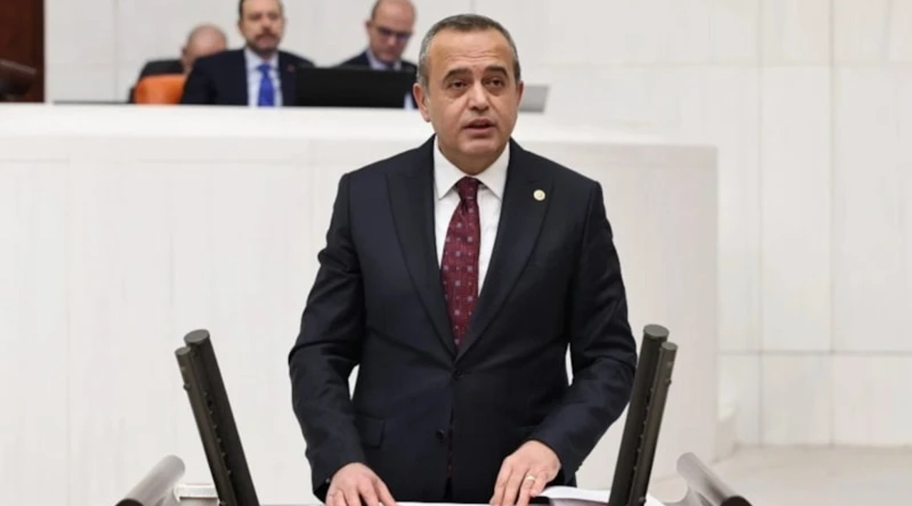 DEVA Partisi Gaziantep Milletvekili Ertuğrul Kaya İstifa Etti