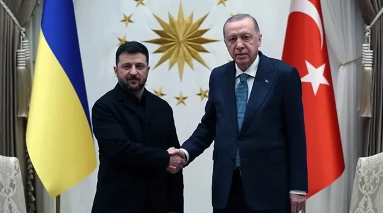 Ukrayna lideri Zelenski Erdoğan'ın davetiyle Türkiye'ye geliyor