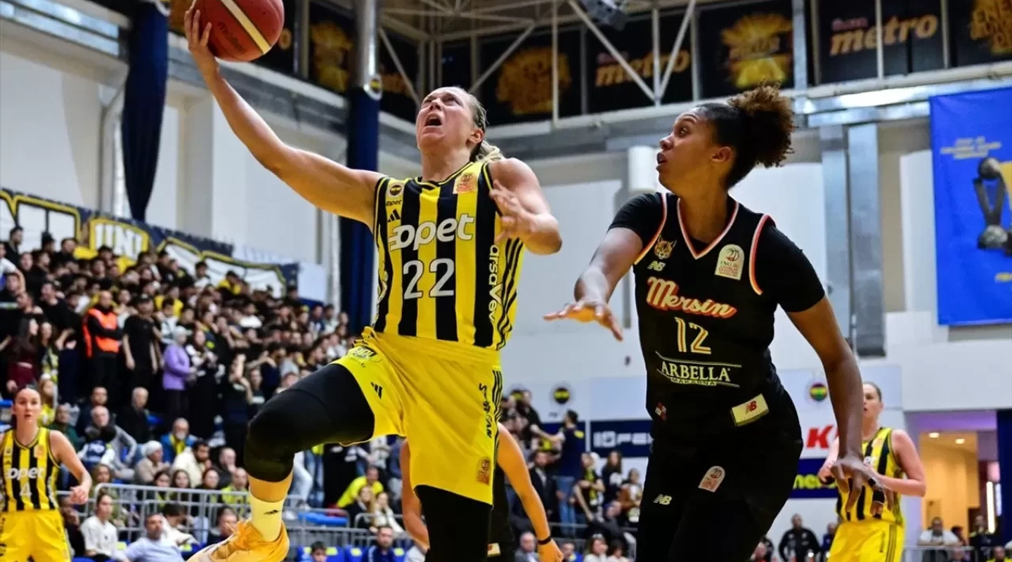 Fenerbahçe Namağlup Seriyi Sürdürdü! ÇBK Mersin’i 82-69 Mağlup Etti