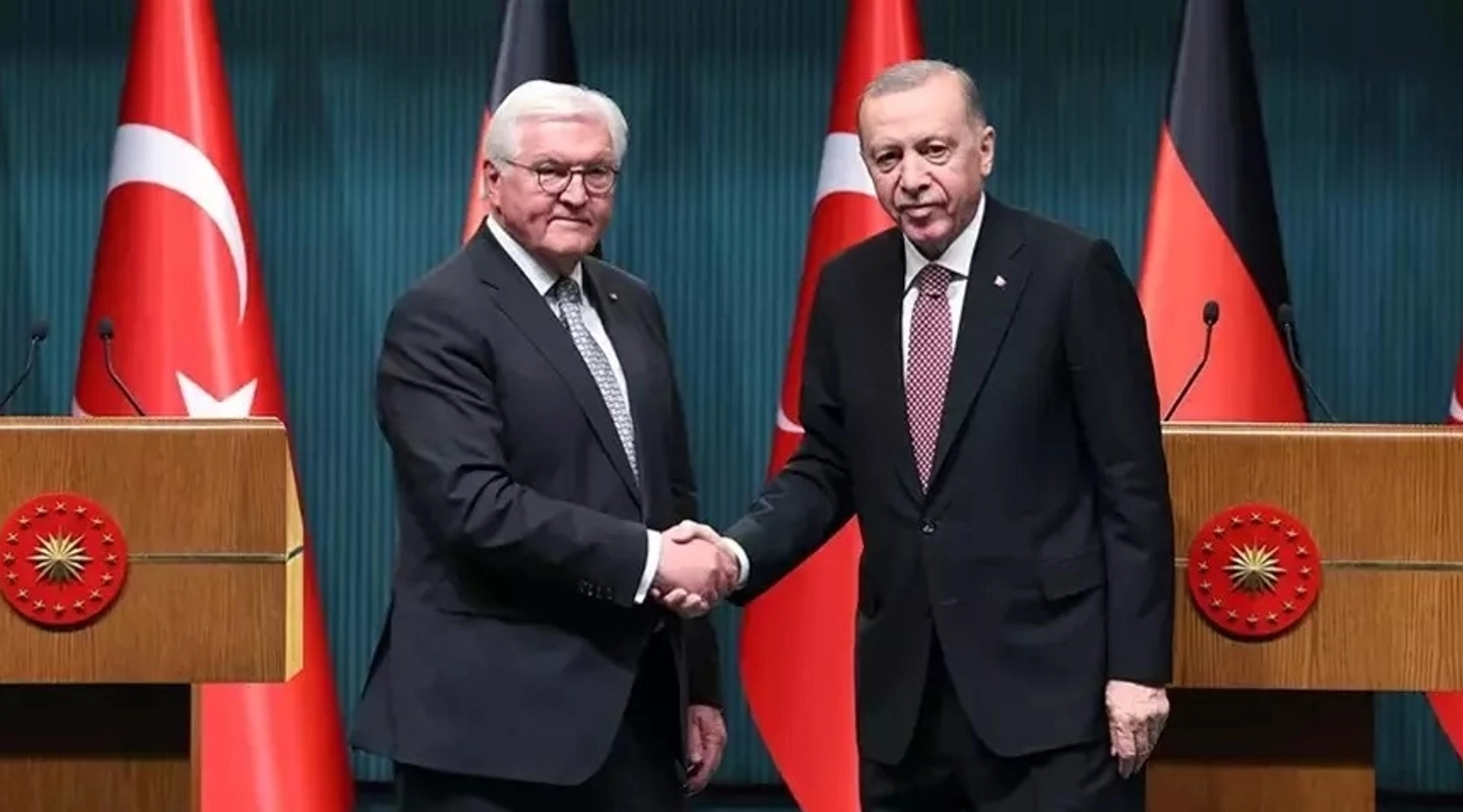Erdoğan-Steinmeier Görüşmesi Başladı