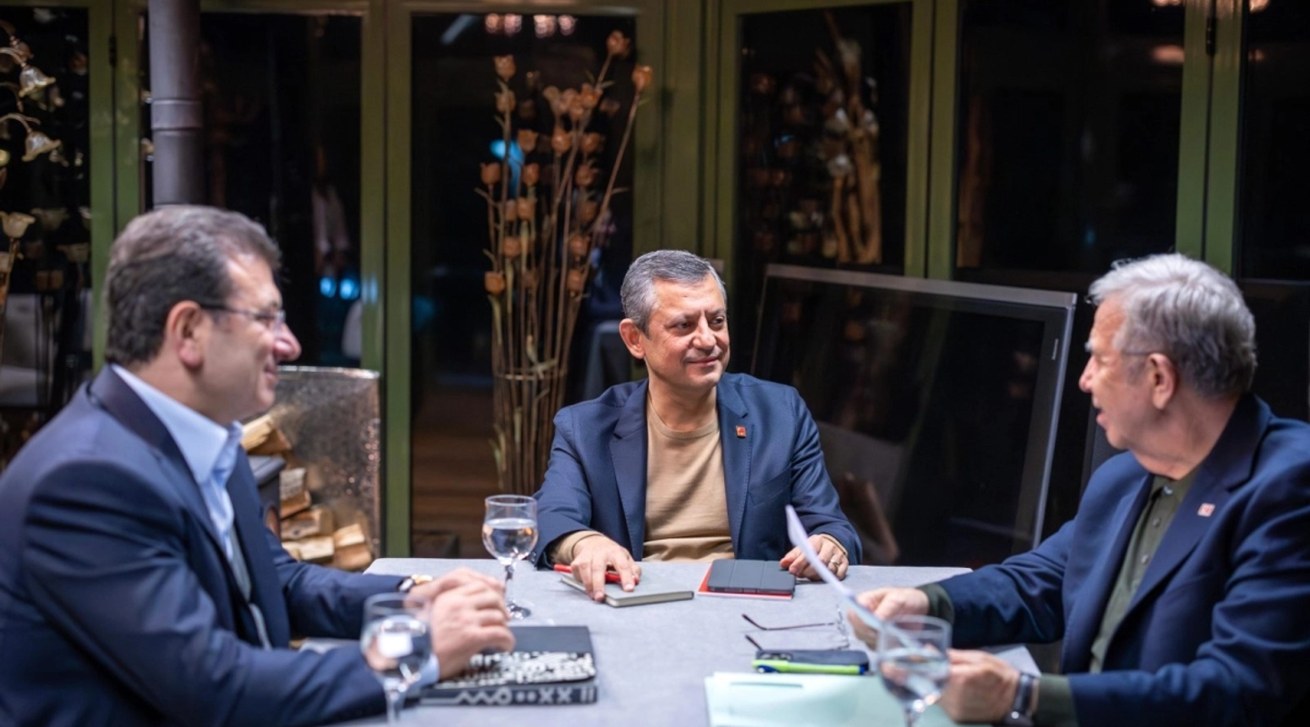 CHP'de Üçlü Zirvenin Ardından İkinci Kritik Toplantı Bugün