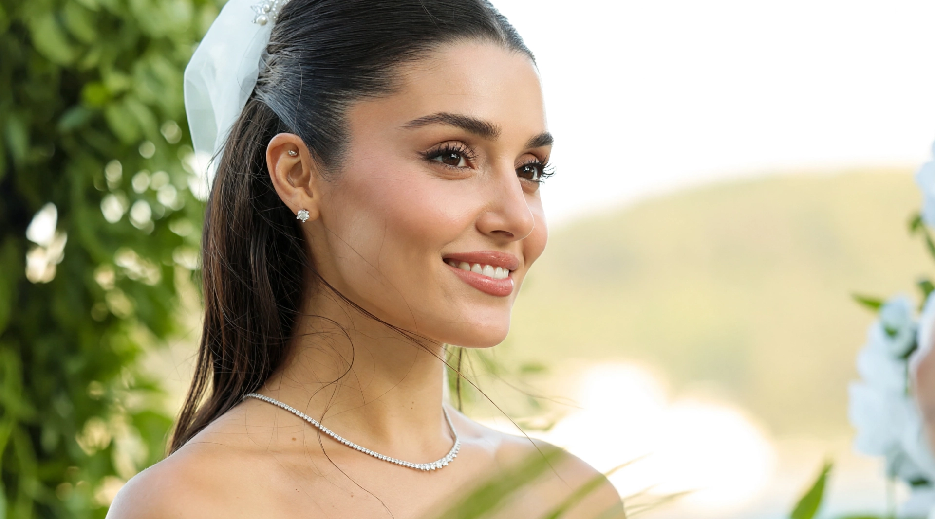 Hande Erçel'in Sosyal Medya Kazancı Dudak Uçuklattı: Tek Hikaye Paylaşımına Servet Kazanıyor!