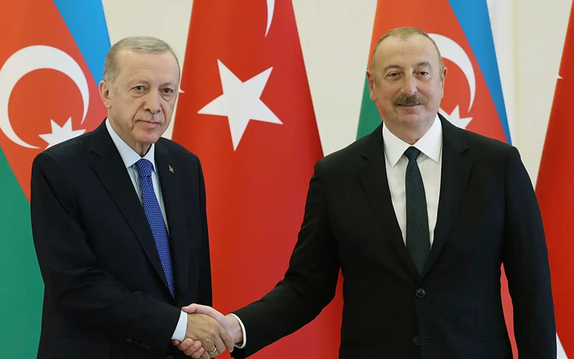 Cumhurbaşkanı Erdoğan, Aliyev ile Görüştü