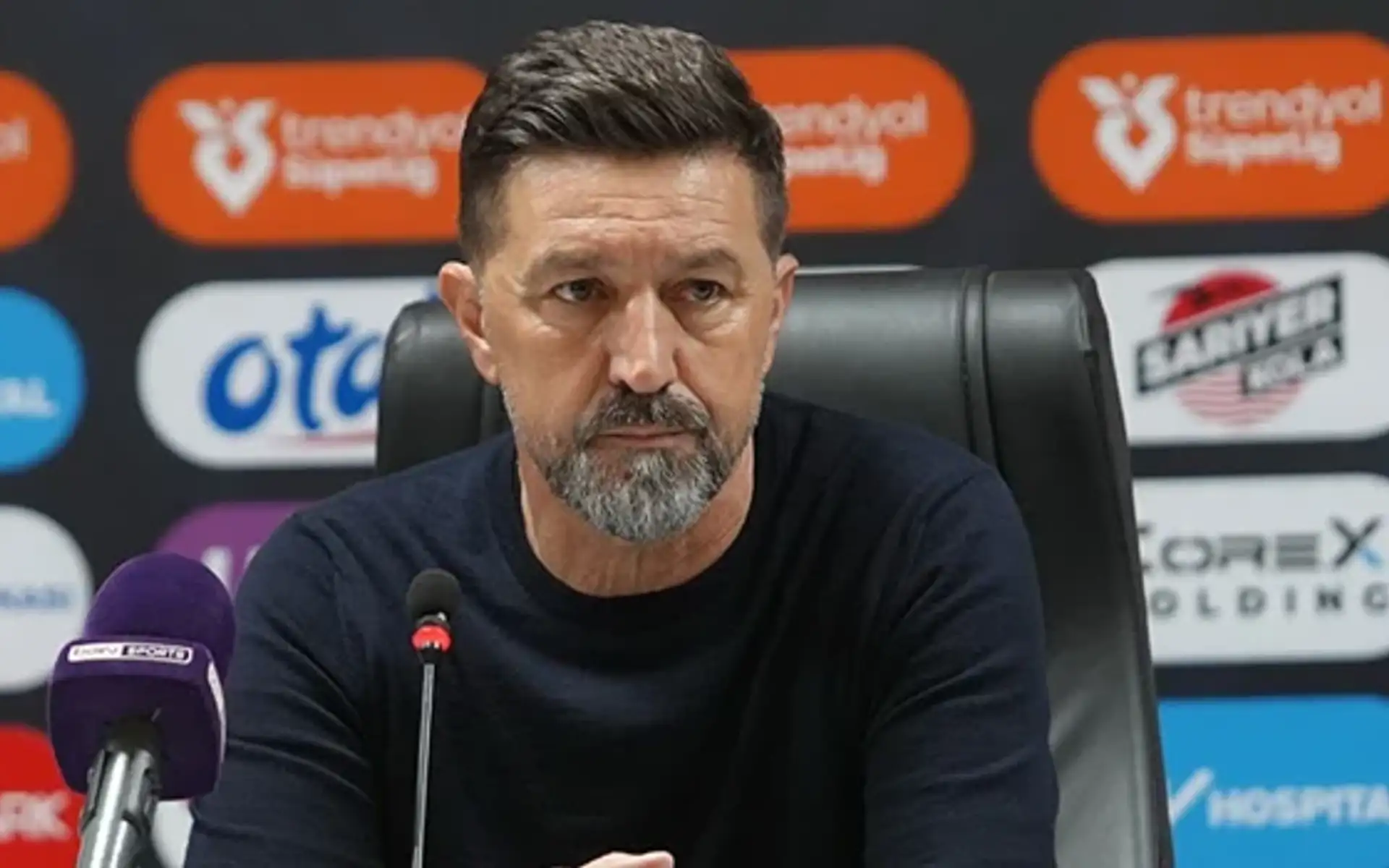 Besnik Hasi: Samsunspor deplasmanında 3 puandan memnun