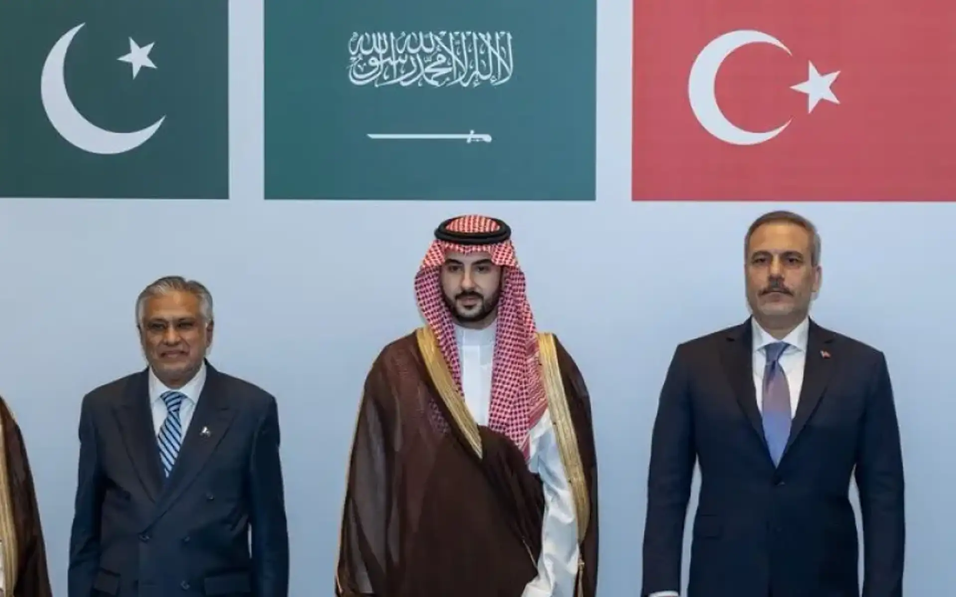 MİT Başkanı Kalın ve Suudi Savunma Bakanı Tahran'da Görüşecek
