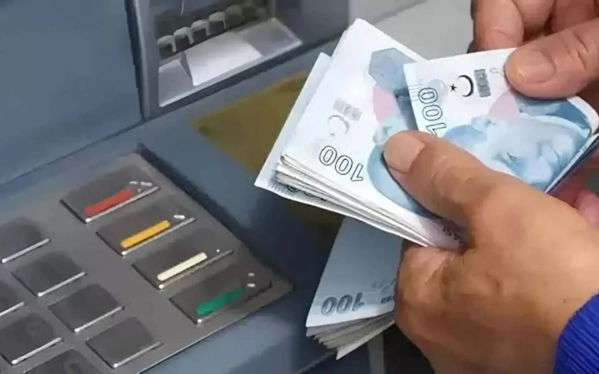 AK Parti Kurmayları Emekli Zammında Refah Payı ve Seyyanen Zam Seçeneklerini İnceliyor
